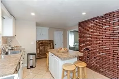 825 Douglas Avenue, Providence, RI 02908 - Photo 9