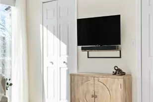 214 Goddard Row, Newport, RI 02840 - Photo 11