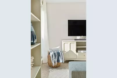 214 Goddard Row, Newport, RI 02840 - Photo 5