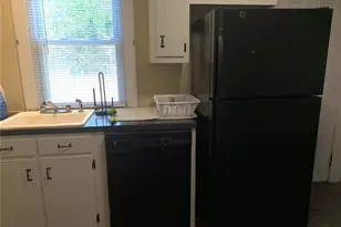 16 Grafton St, Newport, RI 02840 - Photo 13