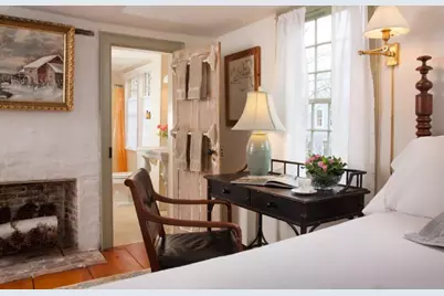 37 Marsh Street, Newport, RI 02840 - Photo 15