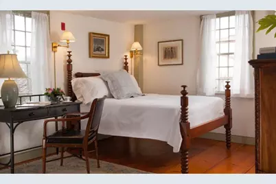 37 Marsh Street, Newport, RI 02840 - Photo 13