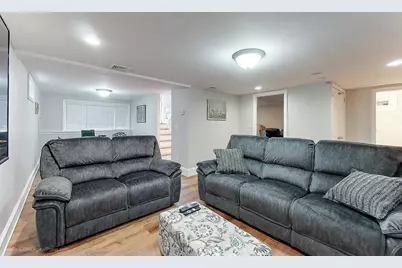 7 Wilbur Avenue, Newport, RI 02840 - Photo 15