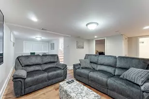 7 Wilbur Ave, Newport, RI 02840 - Photo 15