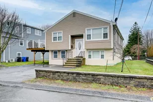 7 Wilbur Ave, Newport, RI 02840 - Photo 1