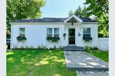 18 Sylvan Street, Newport, RI 02840 - Photo 29