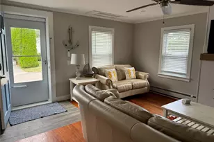 53 Center Ave, Middletown, RI 02842 - Photo 5