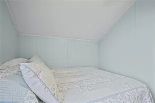 12 Hammond St, Newport, RI 02840 - Photo 21