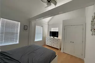 5 Division St, Newport, RI 02840 - Photo 11