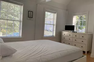 5 Division St, Newport, RI 02840 - Photo 21