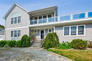 18 Anawan Ave, Narragansett, RI 02882 - Photo 3