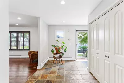 18 Anawan Avenue, Narragansett, RI 02882 - Photo 7