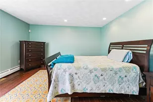 18 Anawan Ave, Narragansett, RI 02882 - Photo 19