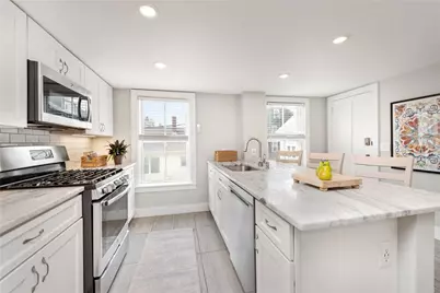 43 Farewell Street #2, Newport, RI 02840 - Photo 17