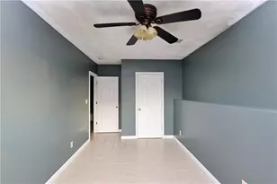 33 Mc Millen St, Providence, RI 02904 - Photo 17