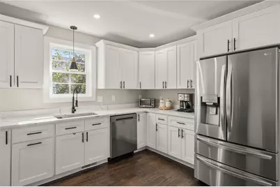 132 S Rose Street, East Providence, RI 02914 - Photo 7