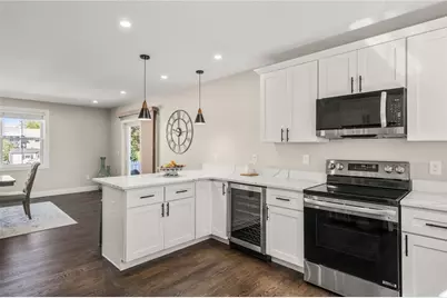 132 S Rose Street, East Providence, RI 02914 - Photo 9