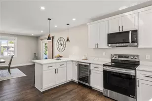 132 S Rose St, East Providence, RI 02914 - Photo 9