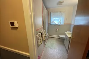 14 Beatrice Ave, Warwick, RI 02889 - Photo 11