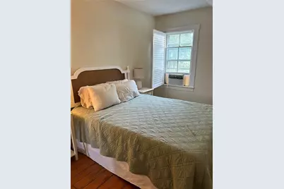15 Chestnut Street, Newport, RI 02840 - Photo 19