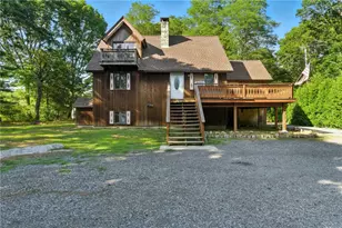 130 S Niantic Dr, Charlestown, RI 02813 - Photo 5