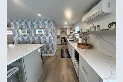 23 Anthony Street #2, Newport, RI 02840 - Photo 11