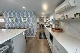 23 Anthony St, Newport, RI 02840 - Photo 11