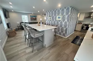 23 Anthony St, Newport, RI 02840 - Photo 9