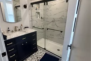 23 Anthony St, Newport, RI 02840 - Photo 19