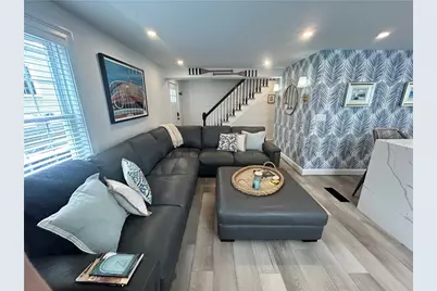 23 Anthony Street #2, Newport, RI 02840 - Photo 7