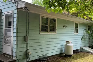 1369 Hope Rd, Cranston, RI 02831 - Photo 5