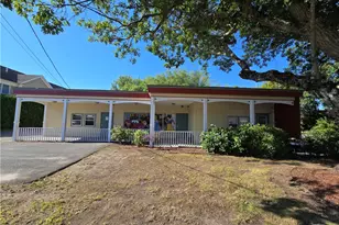 64 Bay Spring Ave, Barrington, RI 02806 - Photo 1