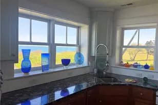 7 Clarkes Village Rd, Jamestown, RI 02835 - Photo 17