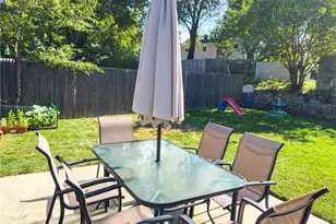 78 Keeley Ave, Warwick, RI 02886 - Photo 23