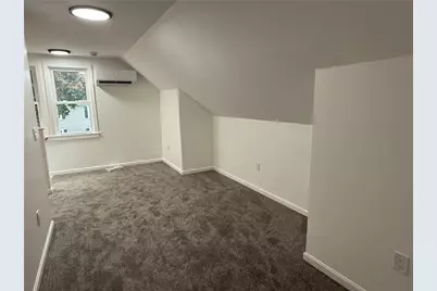 17 Middleton Street, Providence, RI 02909 - Photo 19