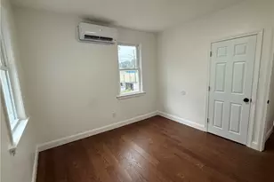 17 Middleton St, Providence, RI 02909 - Photo 9