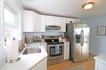 249 Tuckerman Avenue #2, Middletown, RI 02842 - Photo 17