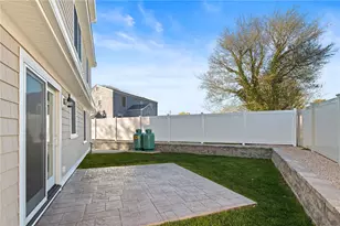 25 Scallop Shell Rd, Narragansett, RI 02882 - Photo 39