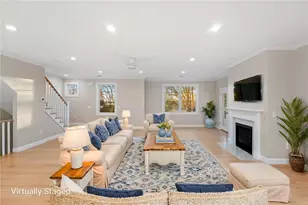 25 Scallop Shell Rd, Narragansett, RI 02882 - Photo 9