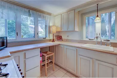 47 Wake Robin Trail, Narragansett, RI 02874 - Photo 11