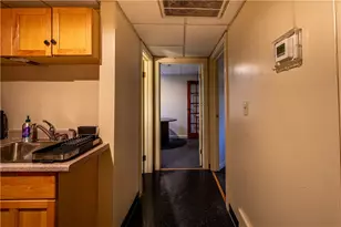 63 Pitman St, Providence, RI 02906 - Photo 15