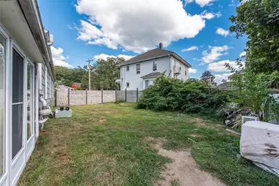 112 Le Brun Avenue, Woonsocket, RI 02895 - Photo 15