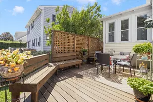 10 Eustis Ave, Newport, RI 02840 - Photo 37
