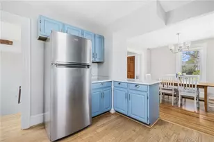 10 Eustis Ave, Newport, RI 02840 - Photo 17