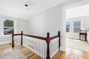 10 Eustis Ave, Newport, RI 02840 - Photo 29