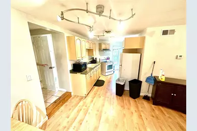 42 Broadway Way, Newport, RI 02840 - Photo 3