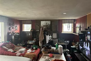 496 Beverage Hill Ave, Pawtucket, RI 02861 - Photo 15