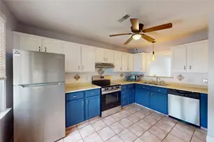 105 Scenic Dr, West Warwick, RI 02893 - Photo 11