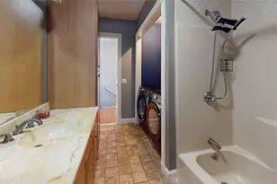 105 Scenic Dr, West Warwick, RI 02893 - Photo 15