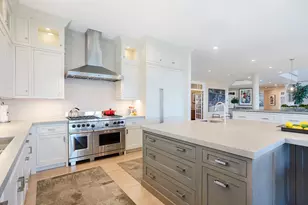 135 Cliff Dr, Narragansett, RI 02882 - Photo 25